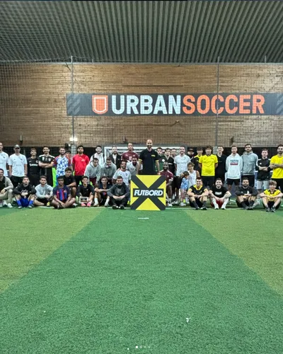 Publicação antiga: Foto de grupo no Urban Soccer
